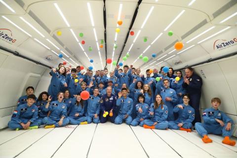 Vol en apesenteur pour les lauréats du concours 'Astronaut for a Day'